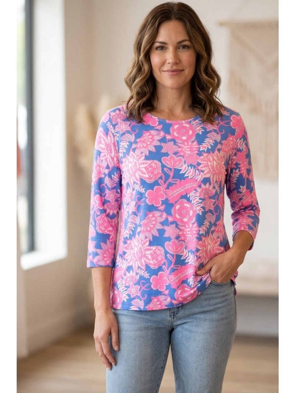 Lulu-B 3/4 Sleeve UPF 50+ Shirt Blue, Pink and White Floral Size L Resort Casual